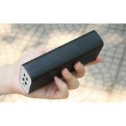 Picture of The 30,000mAh Remax RPP-154 power bank charges 4 devices